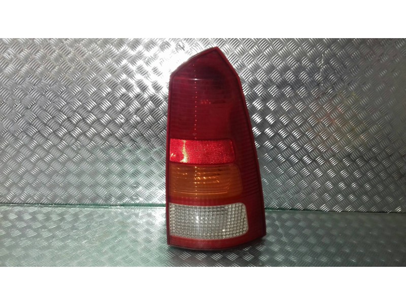 Recambio de piloto trasero derecho para ford focus turnier (cak) ghia referencia OEM IAM XS4X13N004EC  