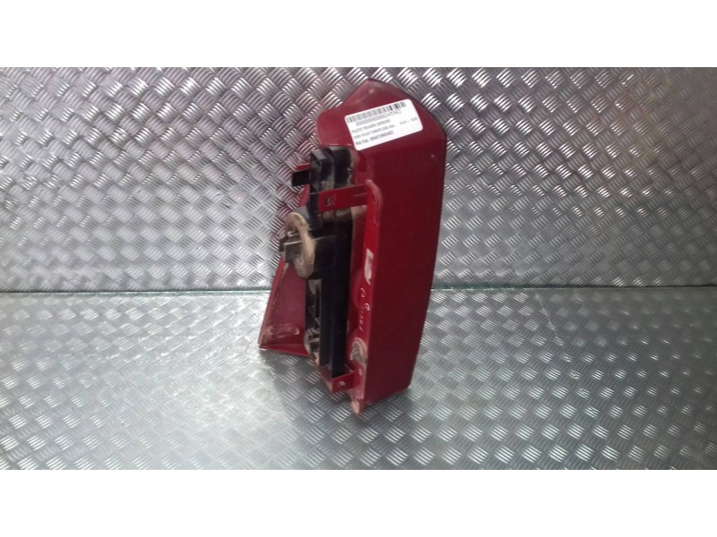 Recambio de piloto trasero derecho para ford focus turnier (cak) ghia referencia OEM IAM XS4X13N004EC  