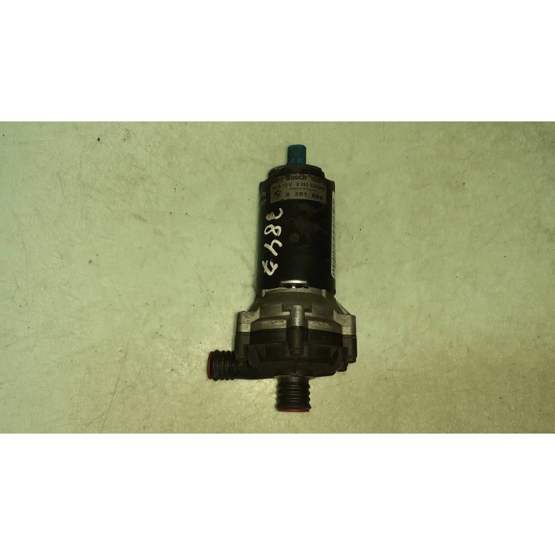 Recambio de bomba agua para audi a8 (d2) 3.3 tdi quattro referencia OEM IAM 8391554 0392022000 ENFRIADOR