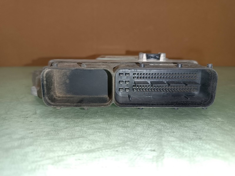 Recambio de centralita motor uce para hyundai i30 classic referencia OEM IAM 391122B102 9001040164KC KEFICO