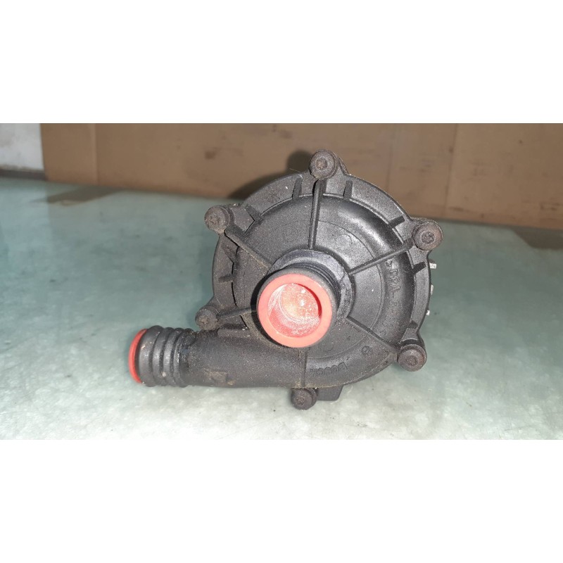 Recambio de bomba agua para audi a8 (d2) 3.3 tdi quattro referencia OEM IAM 8391554 0392022000 ENFRIADOR