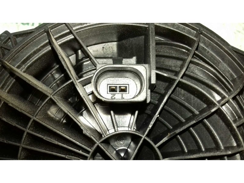 Recambio de maneta exterior porton para volkswagen polo (6r1) advance referencia OEM IAM 6R6827469B  2 PINES