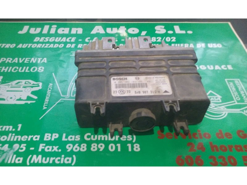Recambio de centralita motor uce para seat ibiza (6k) clx referencia OEM IAM 8A0907311H 0261206184/185 BOSCH