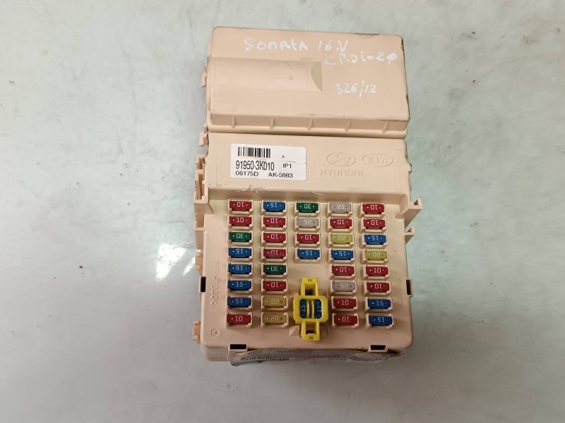 Recambio de caja reles / fusibles para hyundai sonata (nf) 2.0 crdi comfort ii referencia OEM IAM 919503K010 06175D 246340