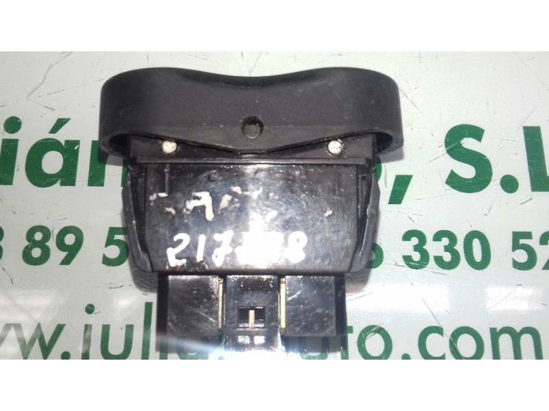 Recambio de mando elevalunas delantero derecho para dacia sandero ambiance referencia OEM IAM 602227 8200602227 5 PINES