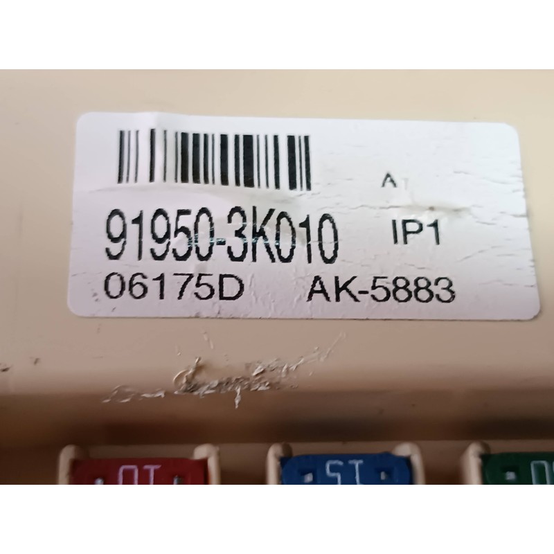 Recambio de caja reles / fusibles para hyundai sonata (nf) 2.0 crdi comfort ii referencia OEM IAM 919503K010 06175D 246340