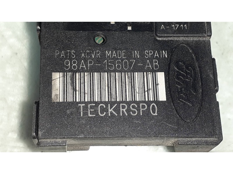 Recambio de conmutador de arranque para ford fiesta berlina (dx) básico referencia OEM IAM 98AP15607AB 11572AB M179A