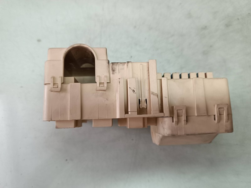 Recambio de caja reles / fusibles para hyundai sonata (nf) 2.0 crdi comfort ii referencia OEM IAM 919503K010 06175D 246340