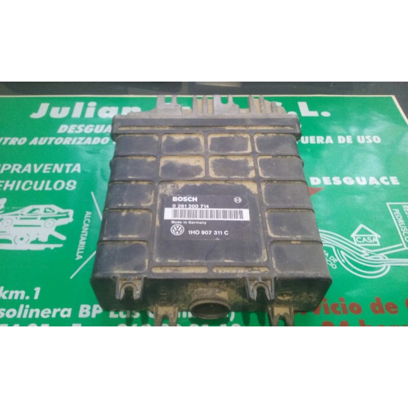 Recambio de centralita motor uce para volkswagen golf iii berlina (1h1) 1.8 referencia OEM IAM 1H0907311C 0261200714 BOSCH
