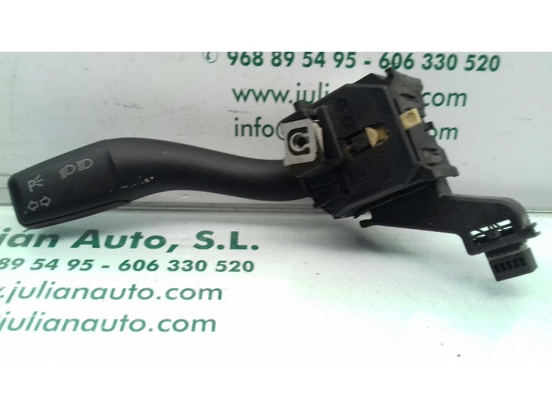 Recambio de mando intermitentes para audi a3 (8p) 2.0 tdi ambiente (dpf) (125kw) referencia OEM IAM 8P0953513A  
