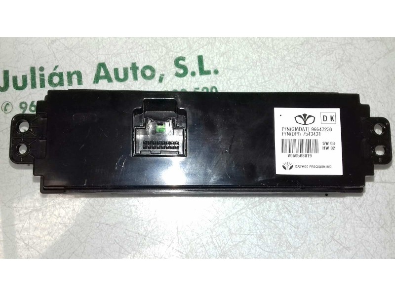 Recambio de pantalla multifuncion para chevrolet epica lt referencia OEM IAM 96647250 7543431 8 + 8 PINES