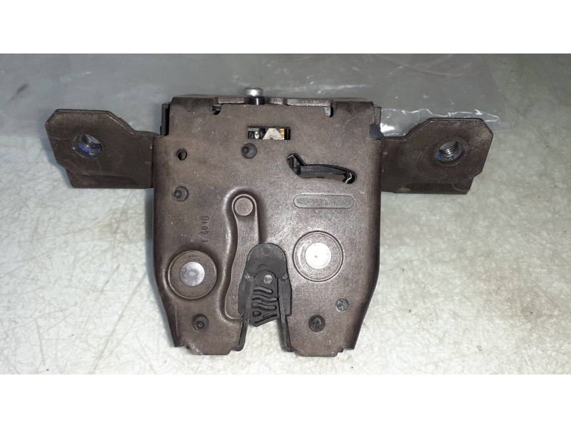 Recambio de cerradura maletero / porton para opel astra j lim. enjoy referencia OEM IAM 13500195  CONECTOR 3 PINES