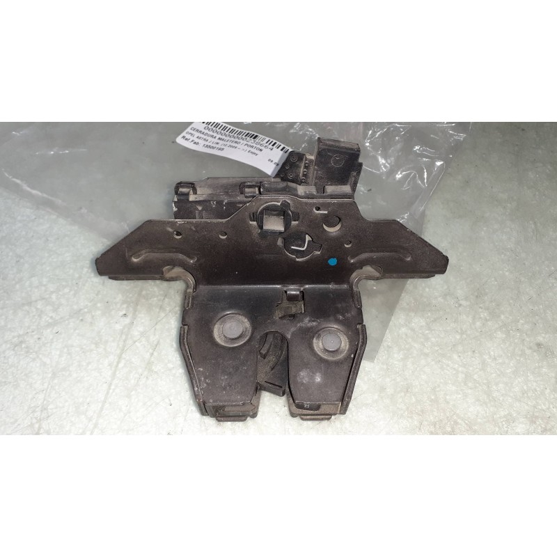 Recambio de cerradura maletero / porton para opel astra j lim. enjoy referencia OEM IAM 13500195  CONECTOR 3 PINES