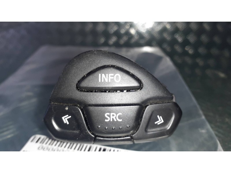 Recambio de mando volante para nissan almera (n16/e) acenta referencia OEM IAM 25552BN800  CONECTOR 3 PINES