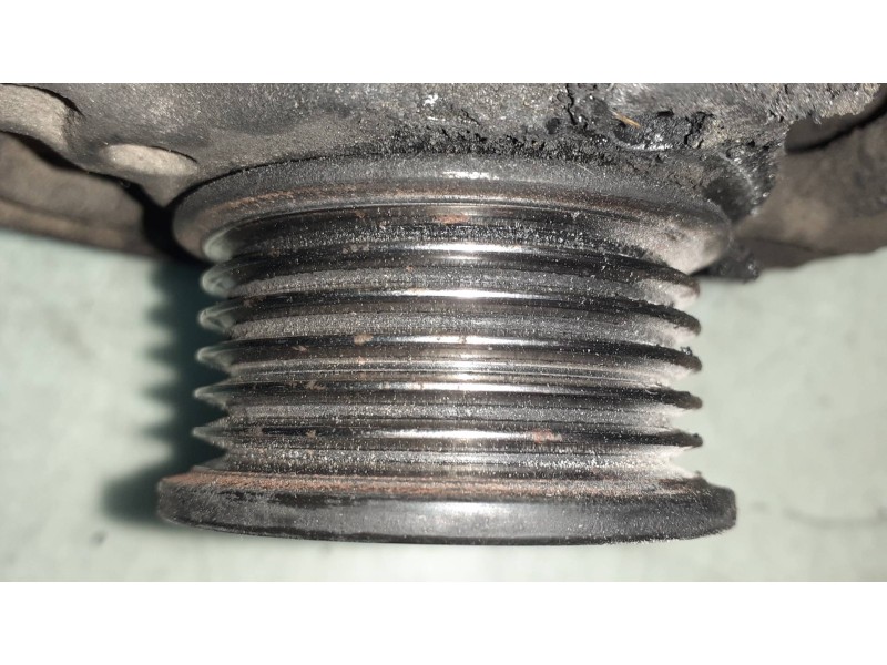 Recambio de alternador para mercedes-benz clase s (w220) berlina 500 (220.075) referencia OEM IAM 0111543202 BOSCH 90A - 150A