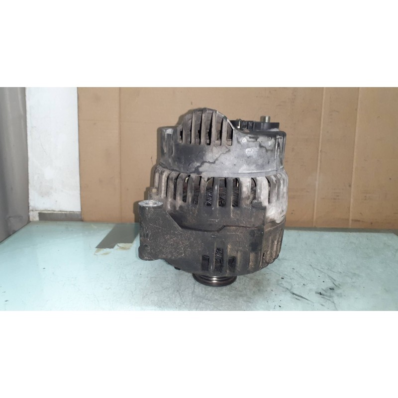Recambio de alternador para mercedes-benz clase s (w220) berlina 500 (220.075) referencia OEM IAM 0111543202 BOSCH 90A - 150A