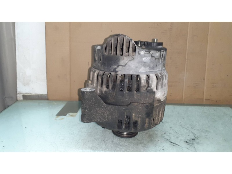 Recambio de alternador para mercedes-benz clase s (w220) berlina 500 (220.075) referencia OEM IAM 0111543202 BOSCH 90A - 150A