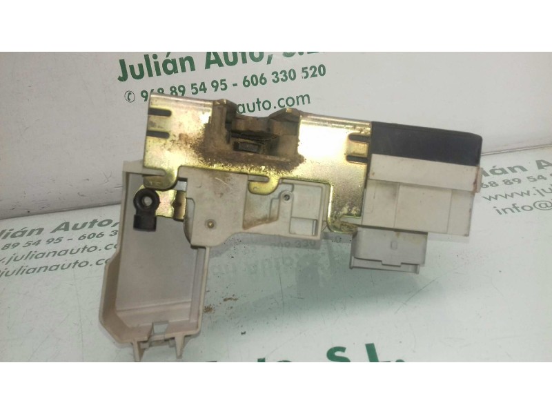 Recambio de cerradura puerta delantera izquierda para peugeot 307 (s1) xt referencia OEM IAM  GRIS 6 PINES