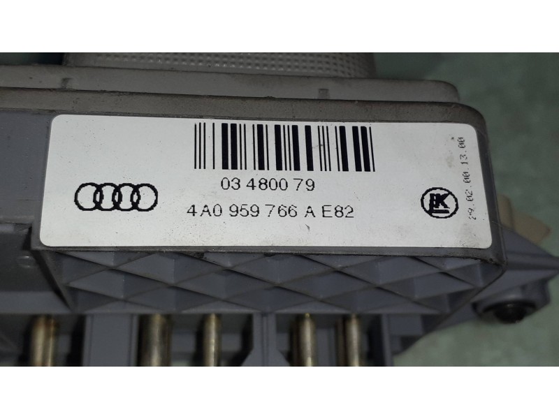 Recambio de centralita asientos para audi a8 (d2) 3.3 tdi quattro referencia OEM IAM 4A0959766A 03480079 4A0959766AE82