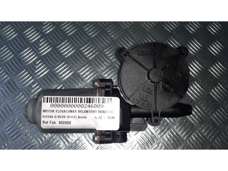 Recambio de motor elevalunas delantero derecho para nissan almera (n16/e) acenta referencia OEM IAM 400600  