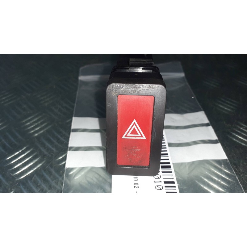 Recambio de warning para nissan almera (n16/e) acenta referencia OEM IAM 06016  CONECTOR 8 PINES