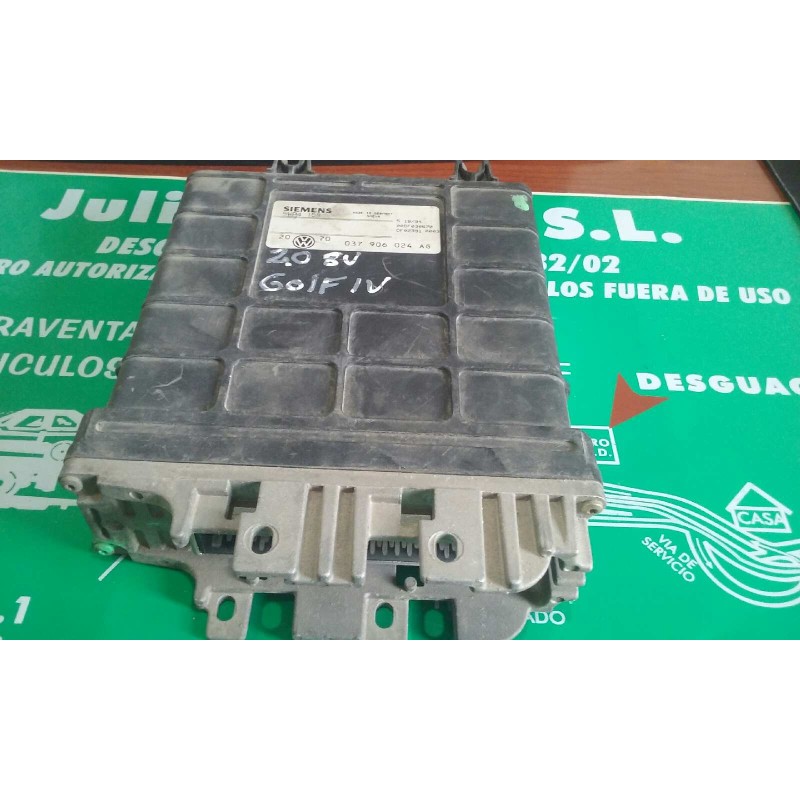 Recambio de centralita motor uce para volkswagen golf iv berlina (1j1) 2.0 referencia OEM IAM 5WP4158 037906024AG SIEMENS