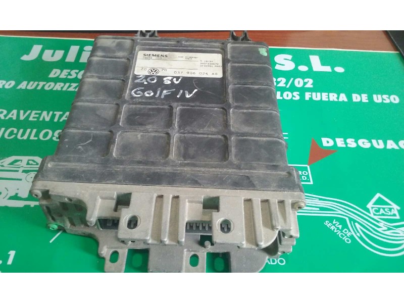 Recambio de centralita motor uce para volkswagen golf iv berlina (1j1) 2.0 referencia OEM IAM 5WP4158 037906024AG SIEMENS