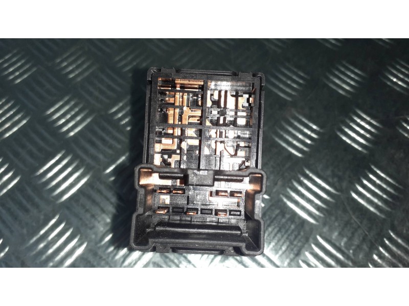 Recambio de mando retrovisor para nissan almera (n16/e) acenta referencia OEM IAM   CONECTOR 7 PINES