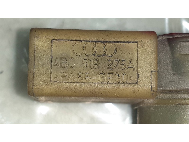 Recambio de sensor de aparcamiento para audi a8 (d2) 3.3 tdi quattro referencia OEM IAM 4B0919275A  