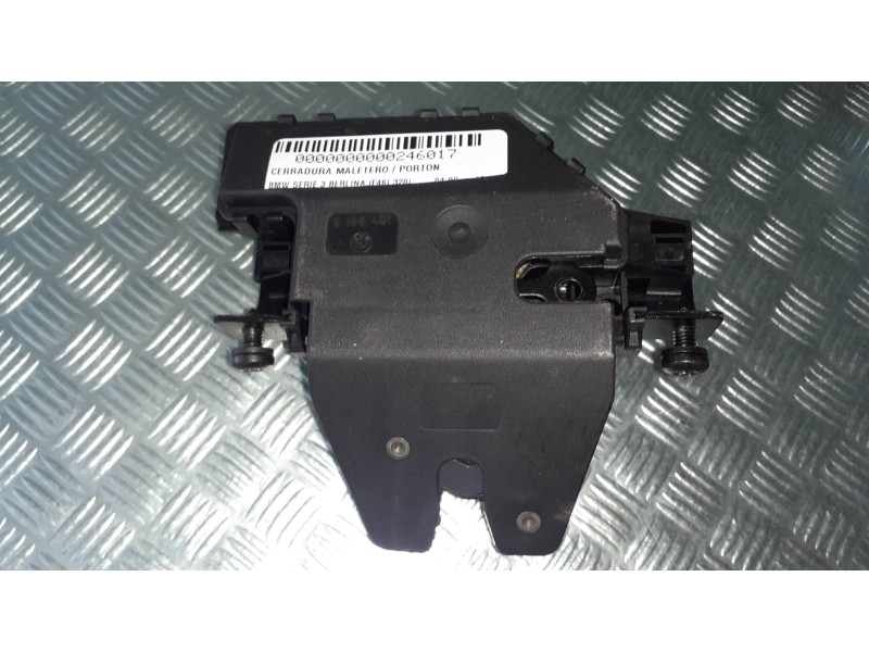 Recambio de cerradura maletero / porton para bmw serie 3 berlina (e46) 320i referencia OEM IAM 8196401  