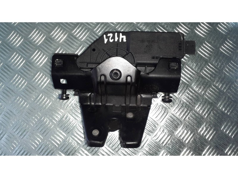 Recambio de cerradura maletero / porton para bmw serie 3 berlina (e46) 320i referencia OEM IAM 8196401  