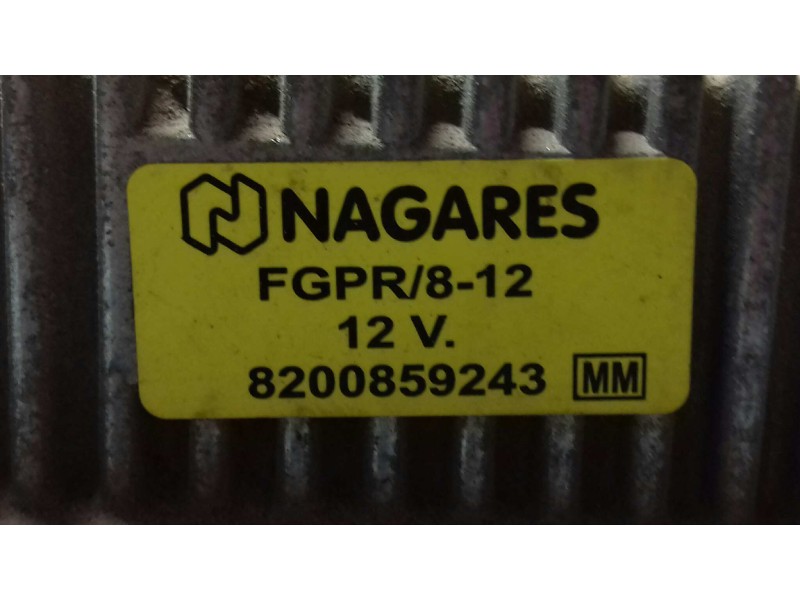 Recambio de caja precalentamiento para renault laguna iii dynamique referencia OEM IAM 8200859243 3 + 2 + 3 PINES NAGARES