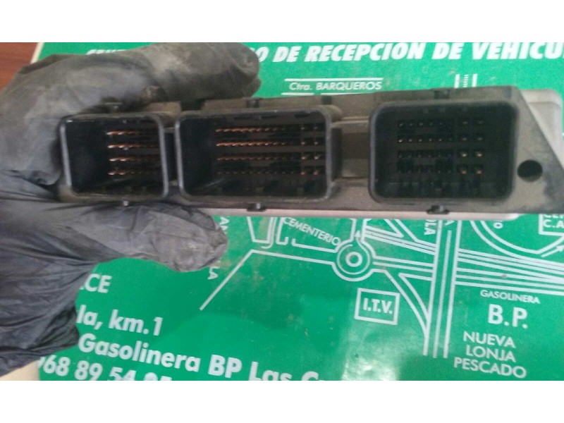 Recambio de centralita motor uce para citroen c4 berlina collection referencia OEM IAM 9651132880 0281011629 KIT - BOSCH