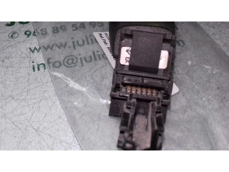 Recambio de mando multifuncion para peugeot 407 st confort pack referencia OEM IAM 96470494XT 12272002 CONTROL CRUCERO