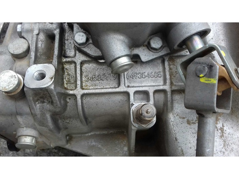 Recambio de caja cambios para opel corsa e expression referencia OEM IAM BFJ 24580479 5 VELOCIDADES