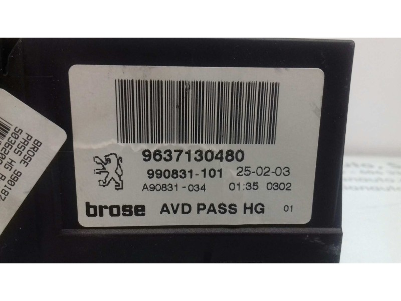 Recambio de motor elevalunas delantero derecho para peugeot 307 break / sw (s1) sw referencia OEM IAM 9637130480 0130821766 