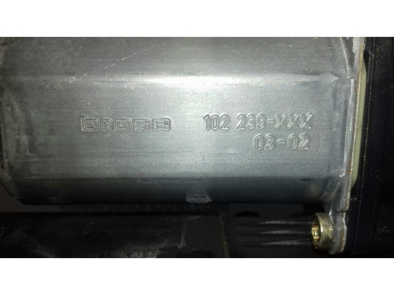 Recambio de motor elevalunas delantero izquierdo para peugeot 307 break / sw (s1) sw referencia OEM IAM 9637130580 0130821767 