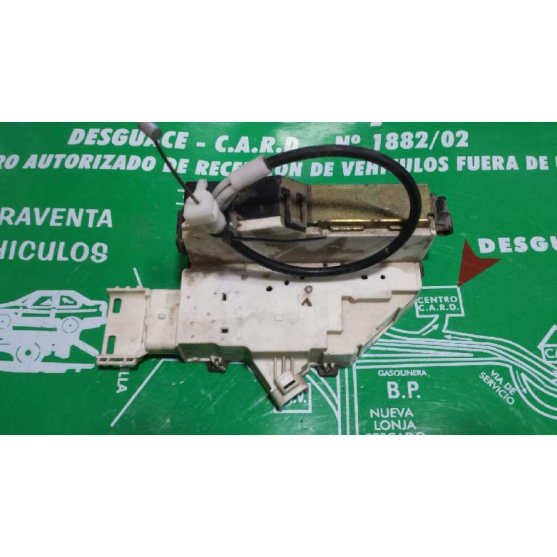 Recambio de cerradura puerta delantera derecha para peugeot 407 st confort referencia OEM IAM  BLANCA 6 PINES