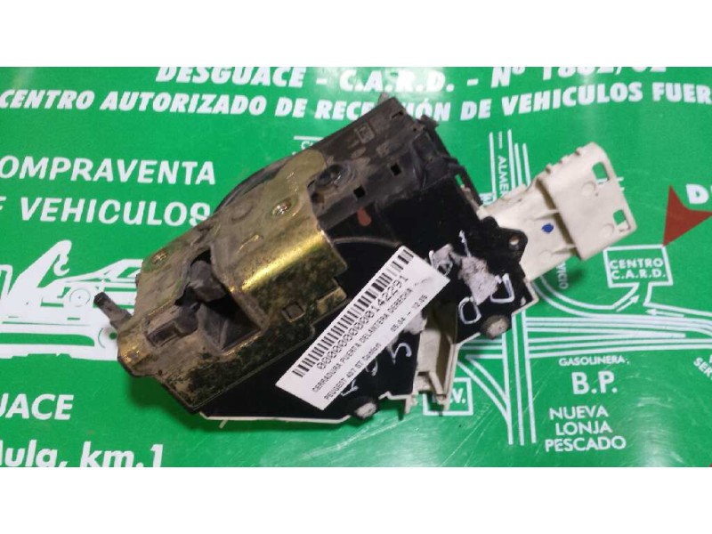 Recambio de cerradura puerta delantera derecha para peugeot 407 st confort referencia OEM IAM  BLANCA 6 PINES