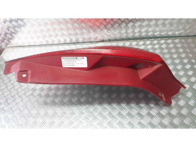 Recambio de piloto trasero derecho para ford fiesta (cb1) ambiente referencia OEM IAM 8A6113404A  