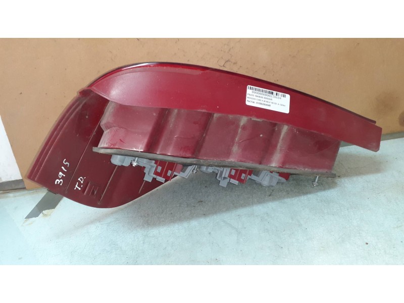 Recambio de piloto trasero derecho para mercedes-benz clase a (w169) a 180 cdi a-edition referencia OEM IAM A1698200464R ULO3330