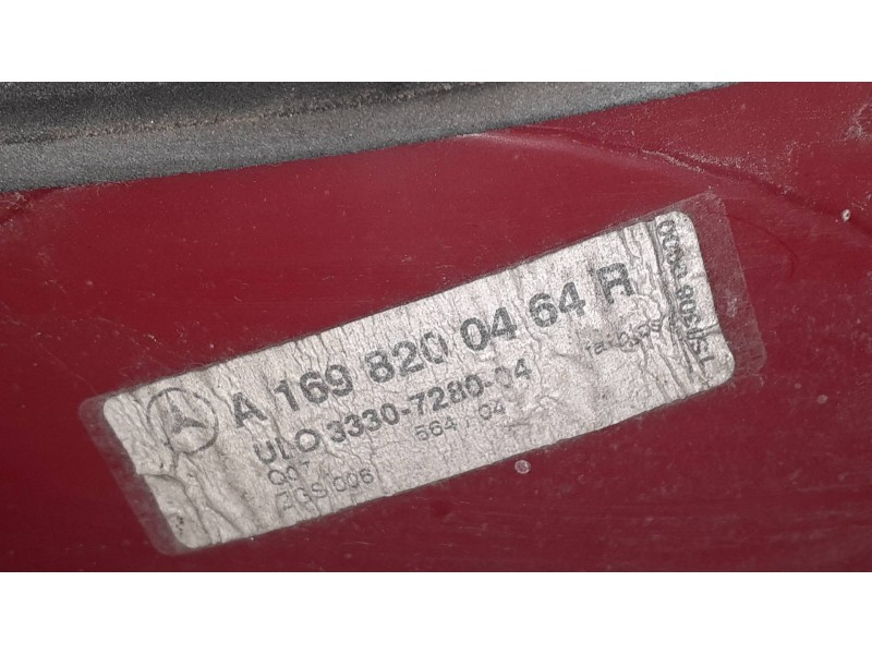 Recambio de piloto trasero derecho para mercedes-benz clase a (w169) a 180 cdi a-edition referencia OEM IAM A1698200464R ULO3330
