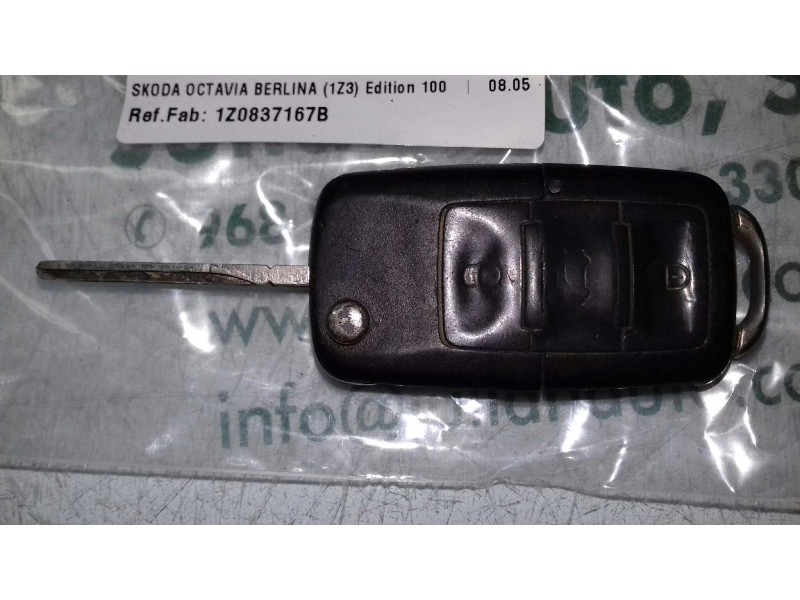 Recambio de bombin puerta delantera izquierda para skoda octavia berlina (1z3) edition 100 referencia OEM IAM 1Z0837167B  