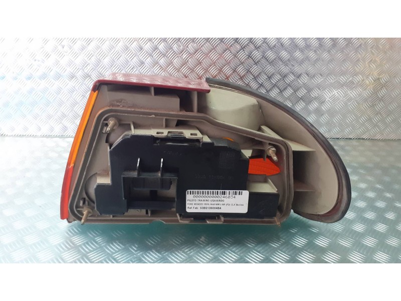 Recambio de piloto trasero izquierdo para ford mondeo berlina/familiar (fd) clx berlina referencia OEM IAM 93BG13N004BA  