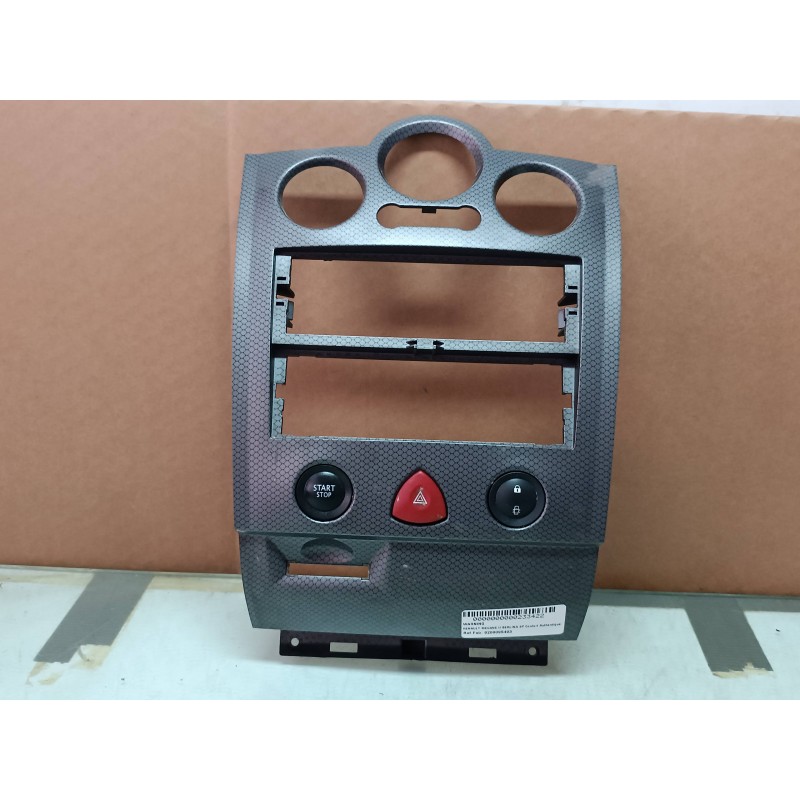 Recambio de warning para renault megane ii berlina 3p confort authentique referencia OEM IAM 8200095493 8200109723 8200107808