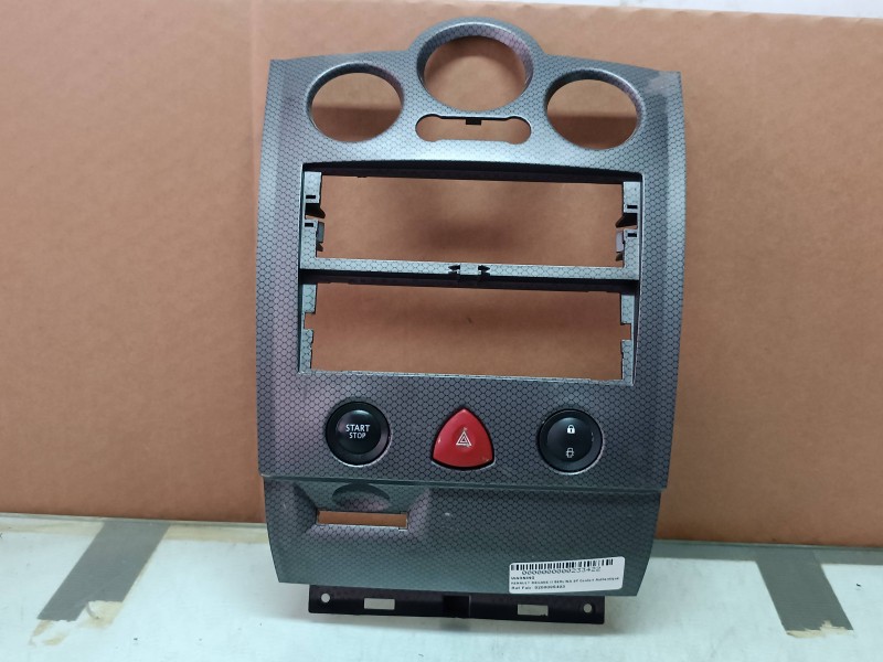 Recambio de warning para renault megane ii berlina 3p confort authentique referencia OEM IAM 8200095493 8200109723 8200107808