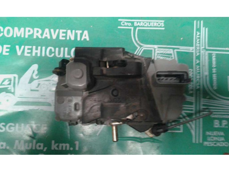 Recambio de cerradura puerta delantera izquierda para citroen xsara picasso referencia OEM IAM 6PINES 6 PINES GRIS