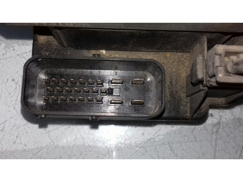 Recambio de abs para volkswagen bora berlina (1j2) conceptline referencia OEM IAM 1J0614117D 10020402074 ATE