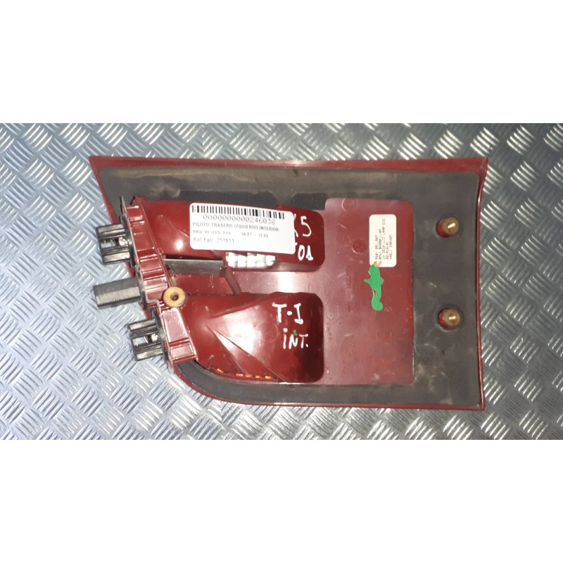 Recambio de piloto trasero izquierdo interior para bmw x5 (e53) 3.0d referencia OEM IAM 251611 840901107 251507