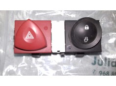 Recambio de warning para renault megane ii berlina 5p confort authentique referencia OEM IAM 8200407415 88040009 CIERRE PUERTAS